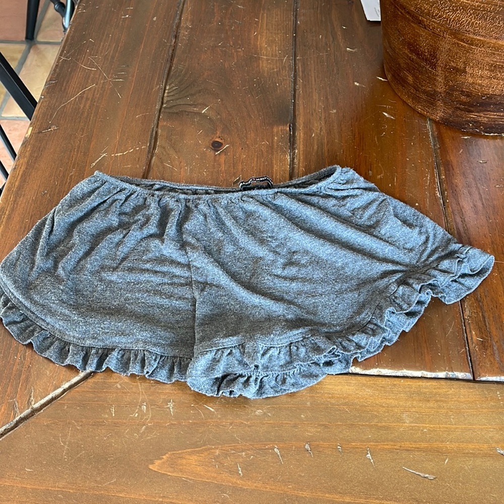 Brandy Melville Flowy shorts
